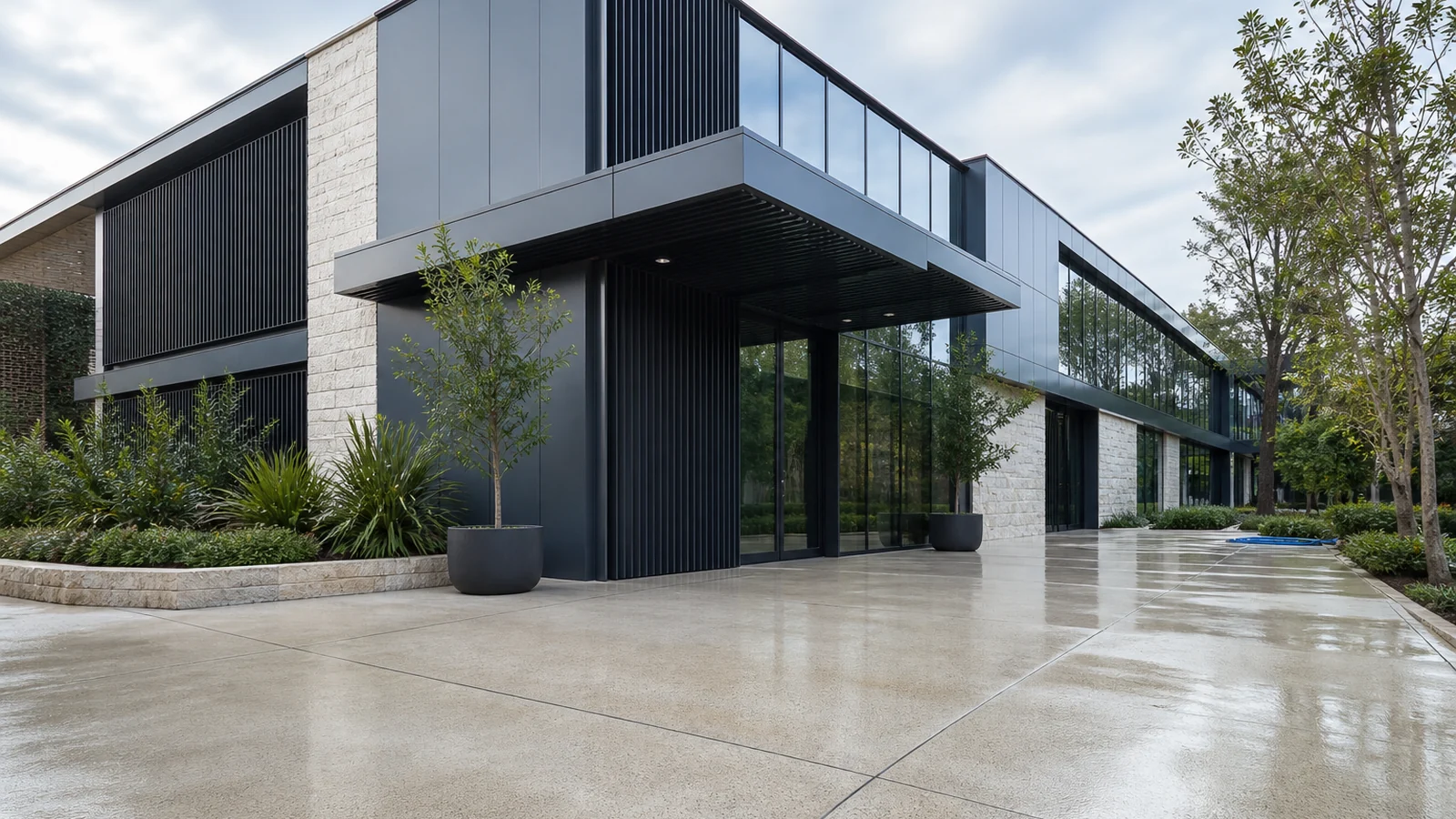 Clean exterior common area at a modern commercial property